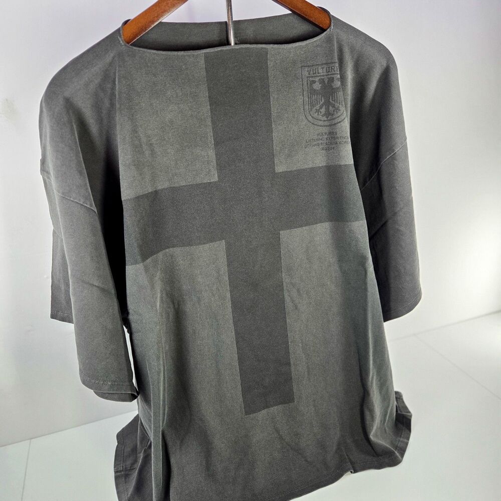 Yeezy Gap Engineered by Balenciaga Vultures Cross Tee Size 3 L/XL Korea Exclusiv
